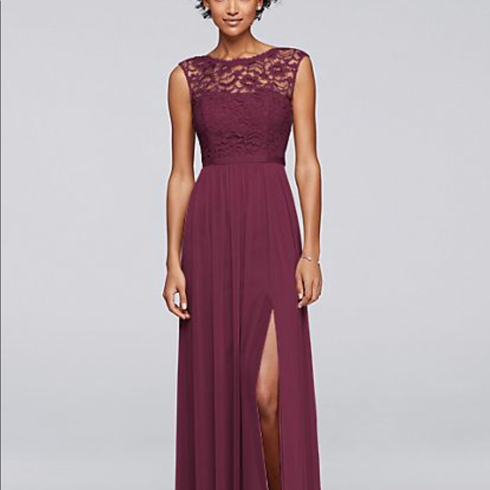 David’s Bridal Bridesmaid dress F19328 size 6 Wine